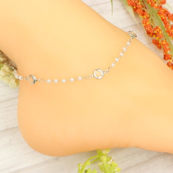 "Handmade Anklet – Elegant & Delicate Jewelry for Women | UNVRC1328 - Picture 2 of 10